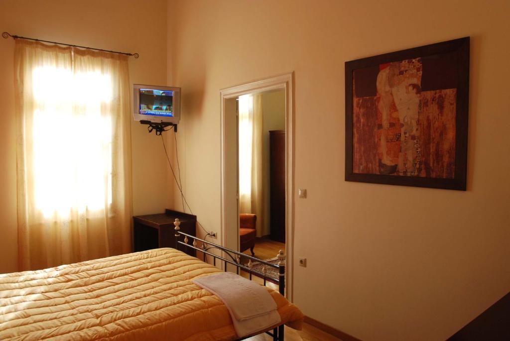 Allotino Guest house 3*